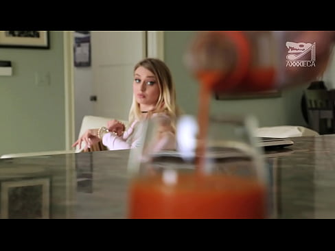 ❤️ Garota gostosa com mamas grandes e cona apertada recebe pica de perdedor, mas muito dura Sexo vídeo em porno pt-br.eviewporn.ru ☑