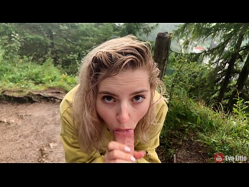 ❤️ Garota engole a ejaculação depois de um broche público - Eva Elfi Sexo vídeo em porno pt-br.eviewporn.ru ☑
